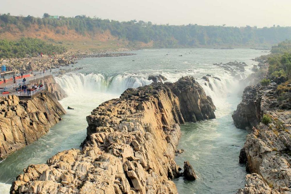 Dhuandhar falls