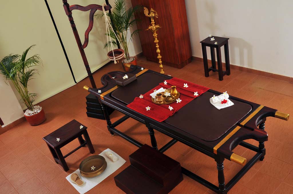 Ayurveda Rejuvenation Spa Massage South India