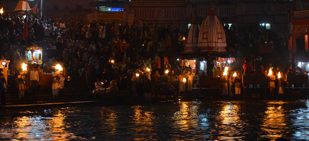 Evening Ganga Aarti at Har Ki Pauri Haridwar Uttarakhand India