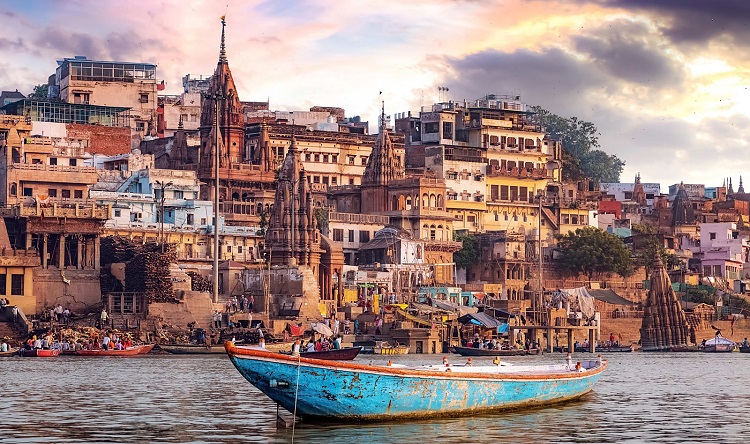 Varanasi: The City of A Colourful Divine Intervention