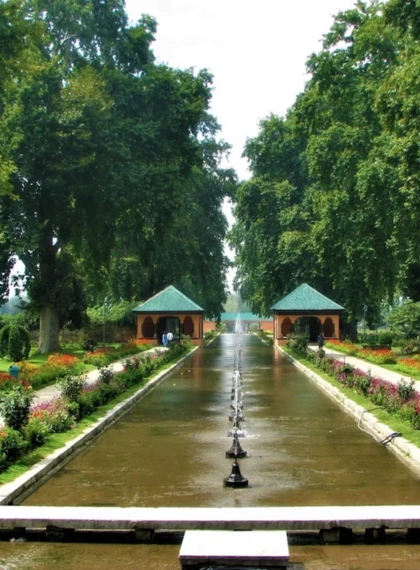 Mughal-Garden-Srinagar