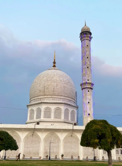 hazratbal-shrine-Srinagar