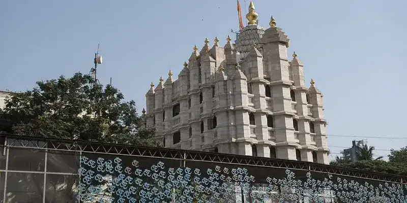 The Holy Marvels of Mumbai: A Wonderful Temple Tour In Mumbai