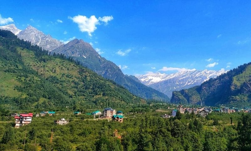 Manali vs Spiti: Which Destination Suits Your Travel Personality?