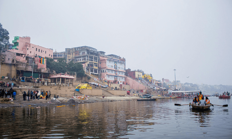 Boat Ride in the Ganga River Varanasi: Morning vs Evening Experience