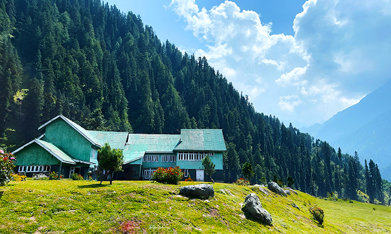 20 Best Offbeat Hill Stations in India to Visit This Summer