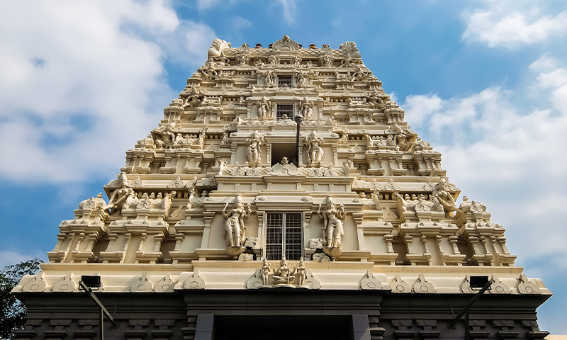 Top 7 South Indian Temples Known for Their Architectural Beauty